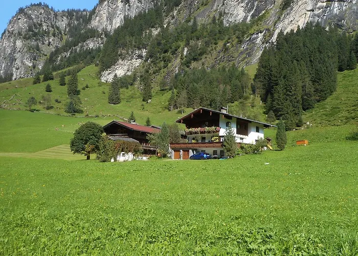 Bergblick Apartman *